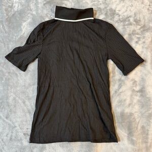 Zara Black Ribbed Short Sleeve Top

#1256